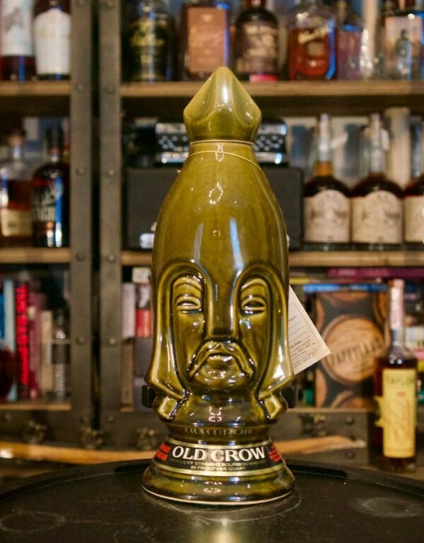 Old Crow Chessmen Dark Pawn 86 Proof (1969)